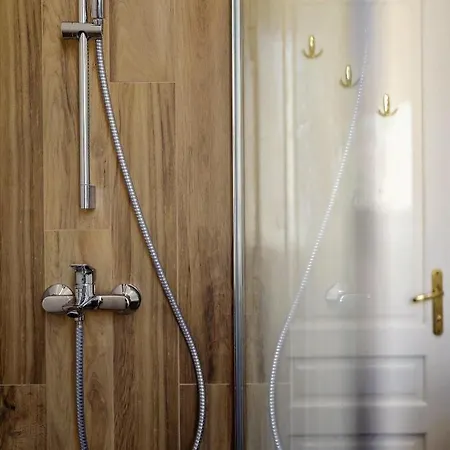 Bon Vivant 자다르