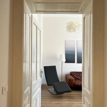 Bon Vivant Apartment